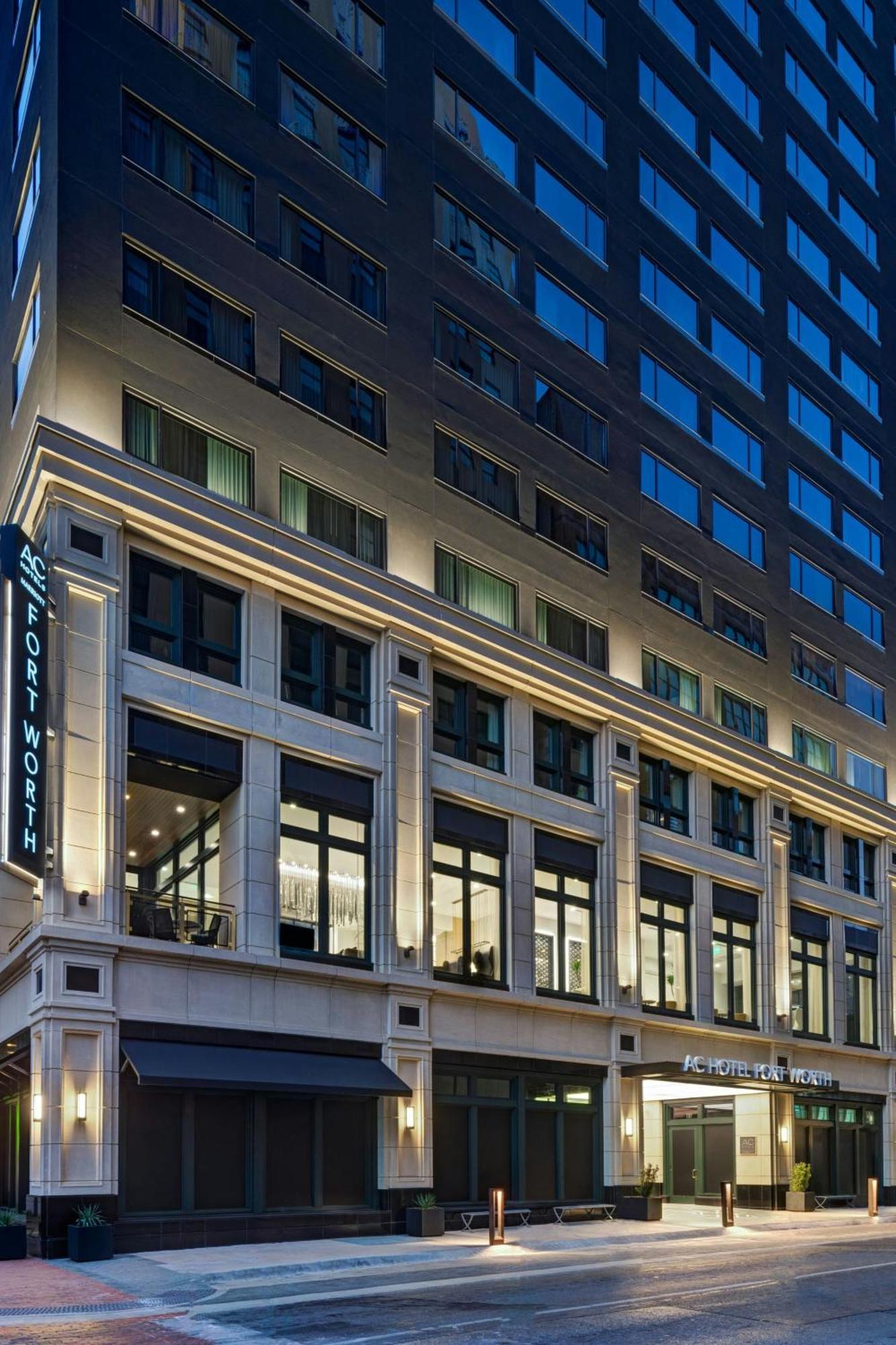 Ac Hotel By Marriott Fort Worth Downtown Exterior photo